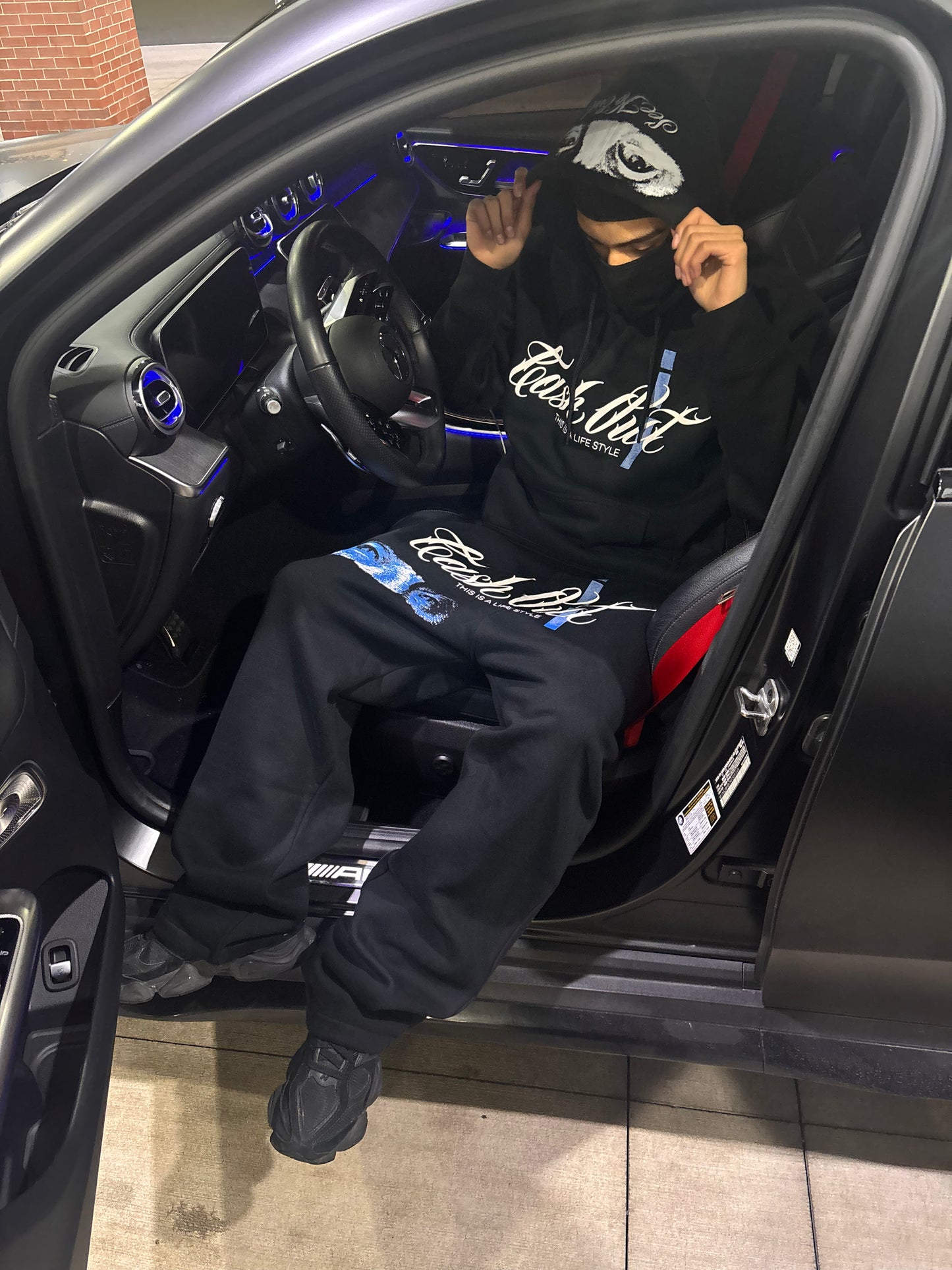 BLUE STRIP SWEATPANTS